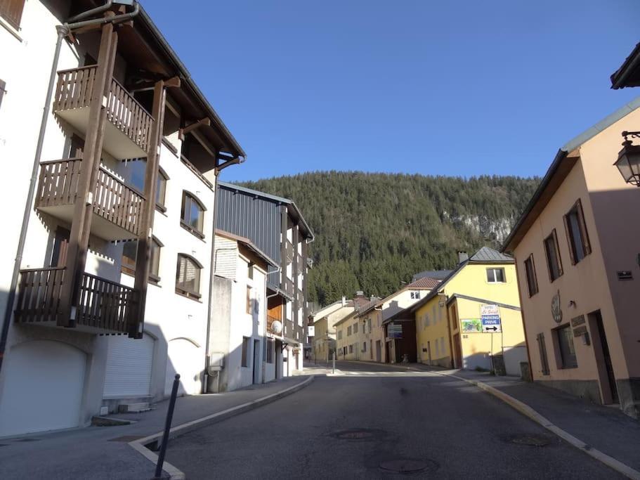 Appartement Au Coeur Du Village Avec Parking Prive ミジュー エクステリア 写真