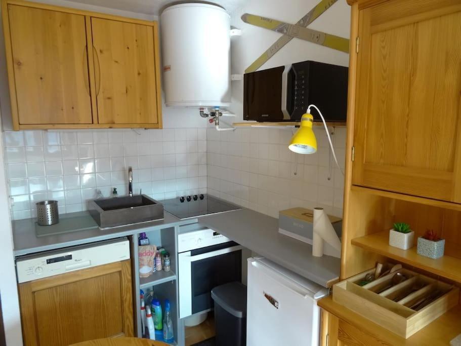 Appartement Au Coeur Du Village Avec Parking Prive ミジュー エクステリア 写真
