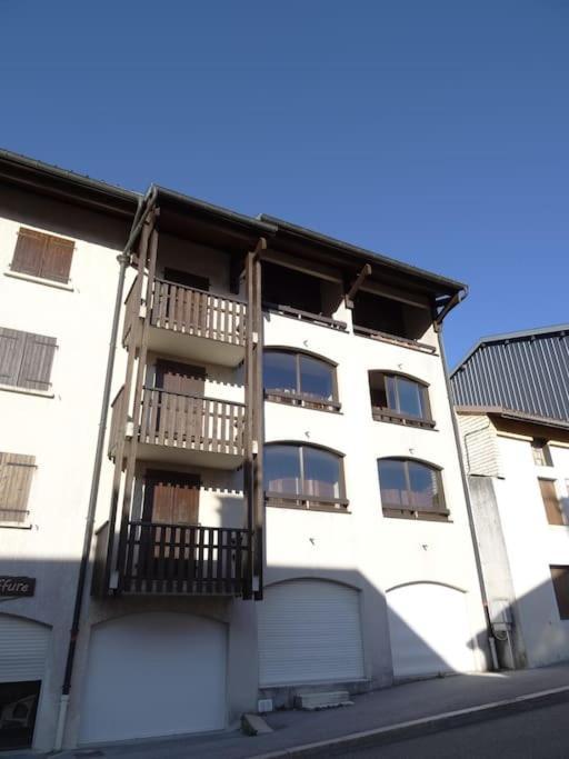 Appartement Au Coeur Du Village Avec Parking Prive ミジュー エクステリア 写真